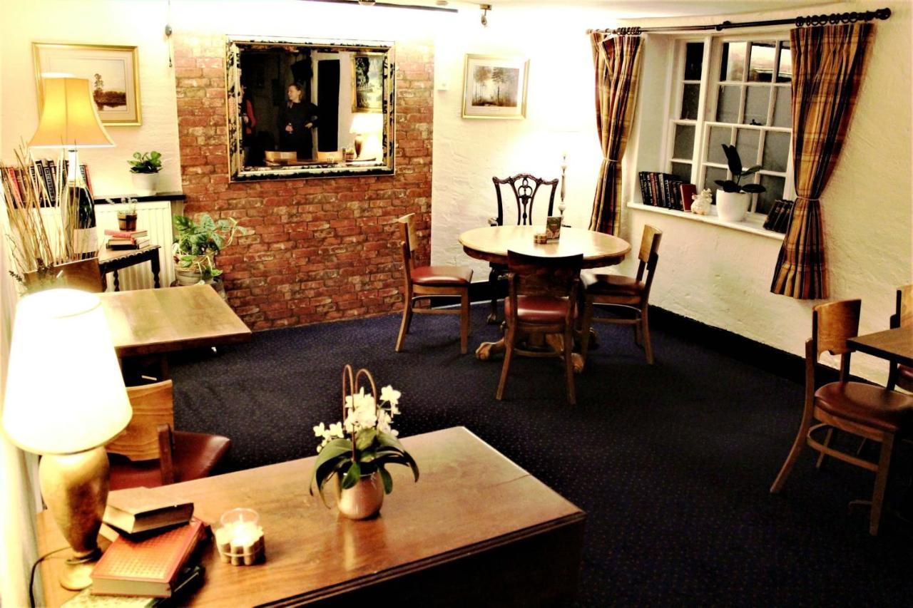 The Dove Inn Micheldever Exterior foto